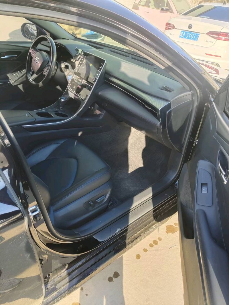 保定19年丰田亚洲龙6