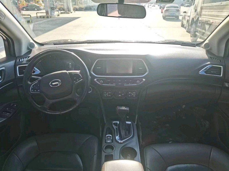 保定16年传祺GS8