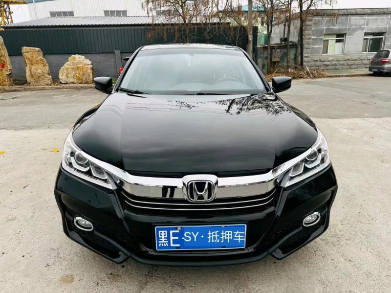 沈阳16年本田雅阁1