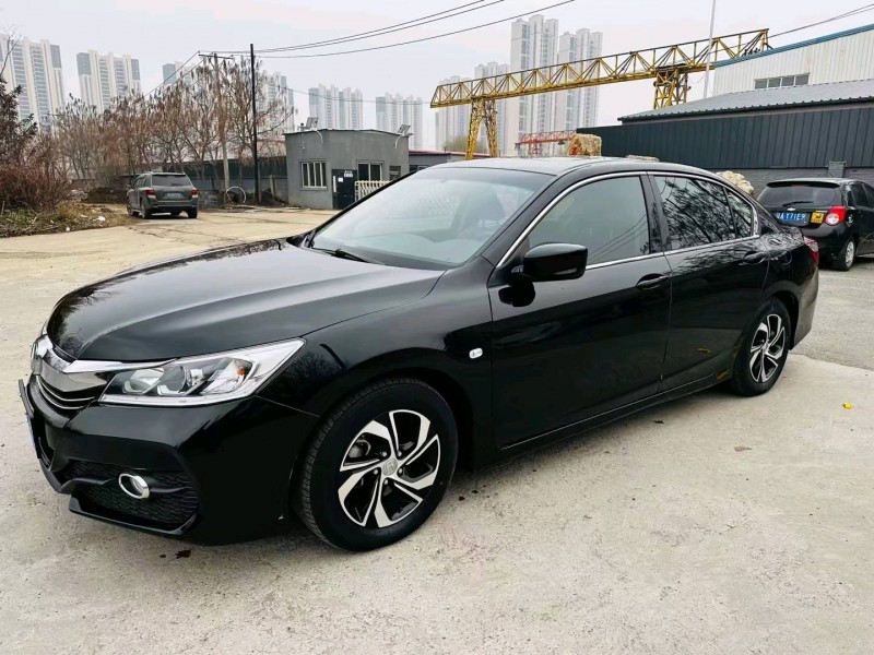 沈阳16年本田雅阁2