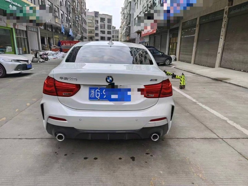 济南21年宝马1系7