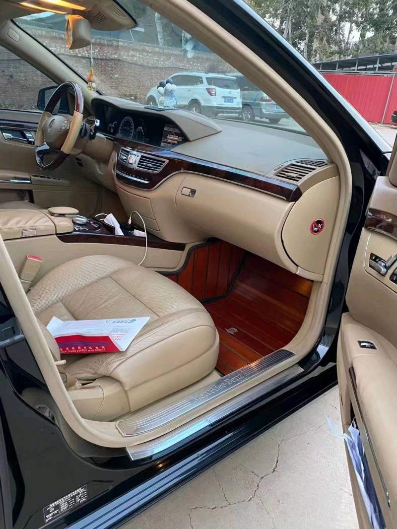 邯郸11年奔驰S8