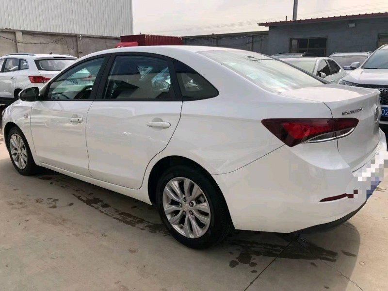 保定21年别克英朗2