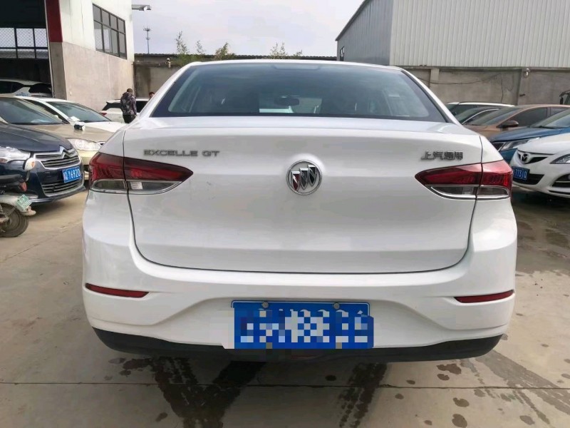 保定21年别克英朗8