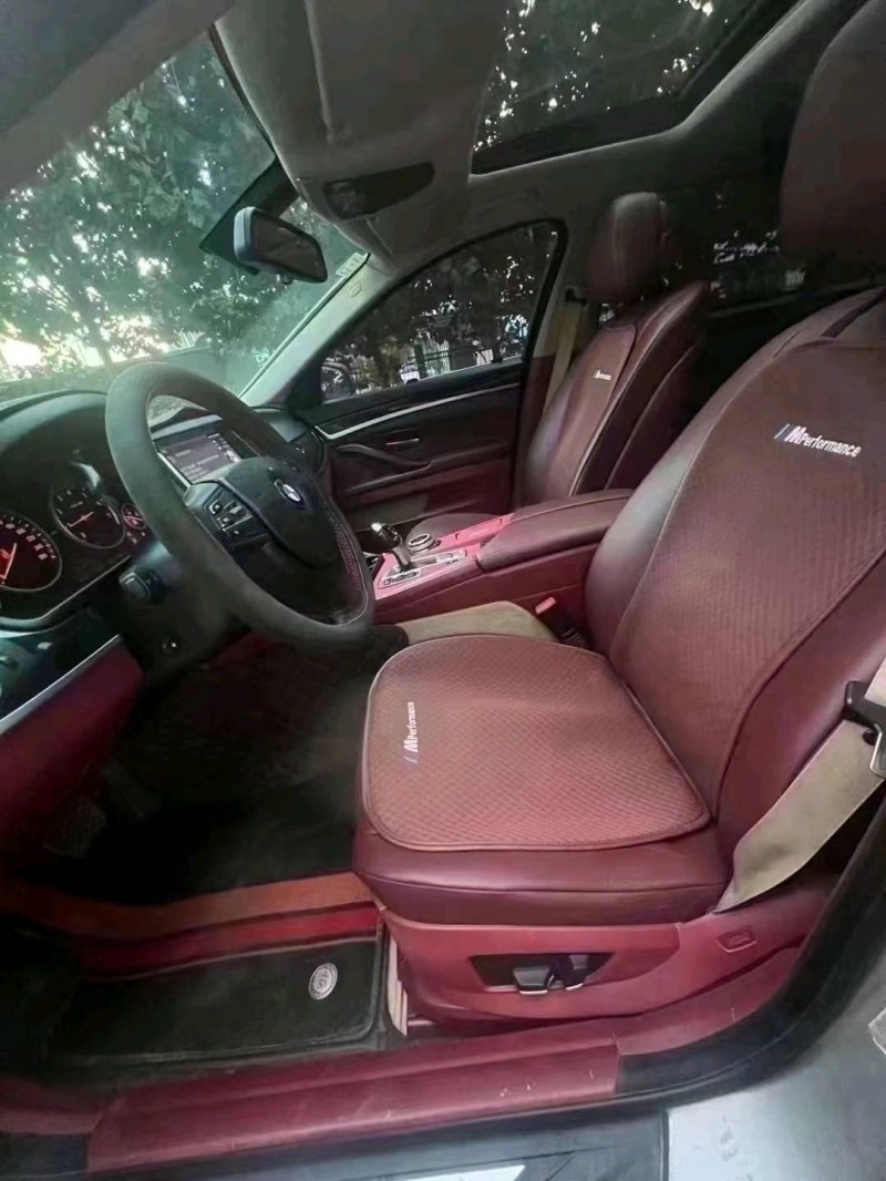 北京13年宝马5系4