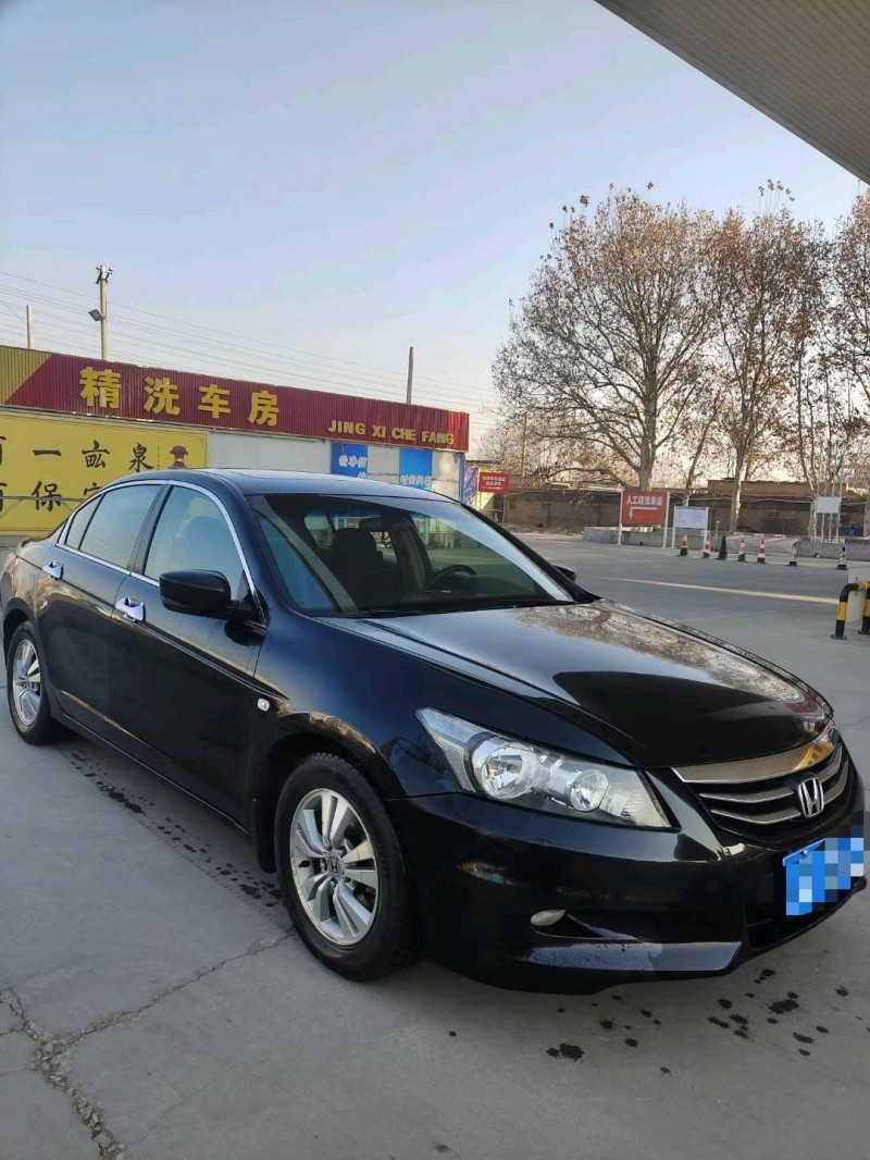 保定11年本田雅阁3