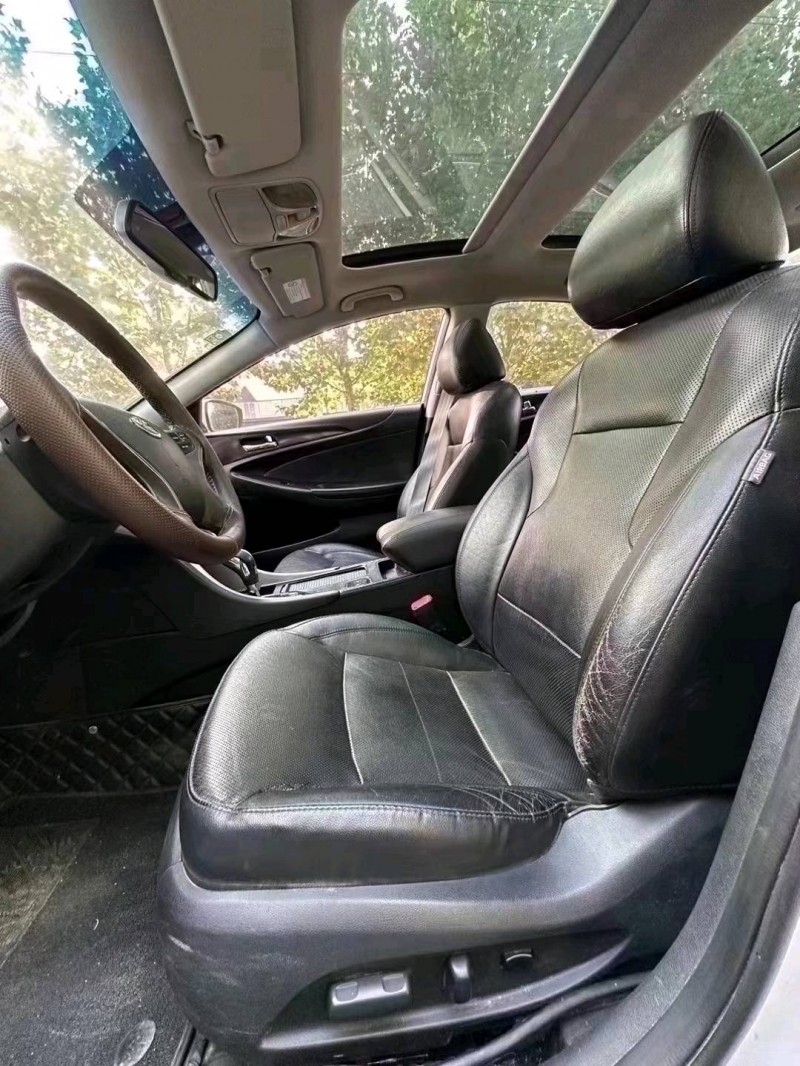 北京12年现代索纳塔八4