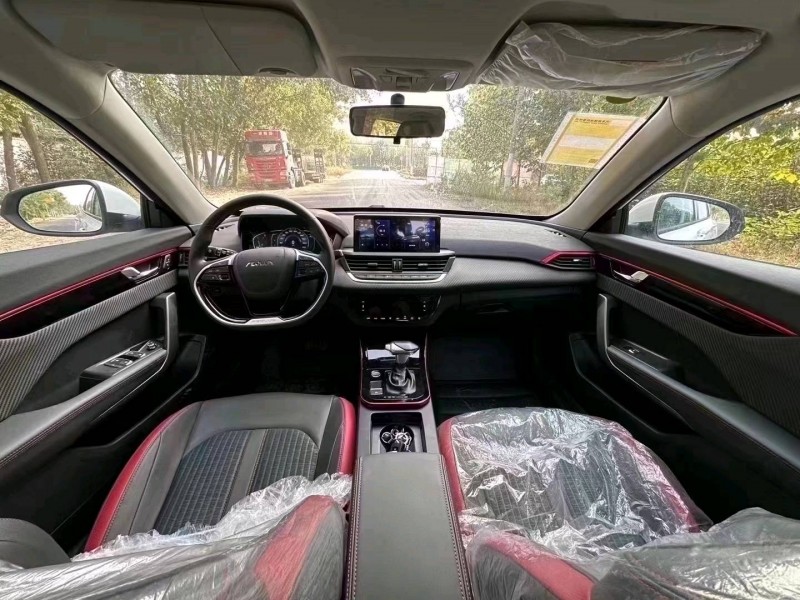 北京22年东风奕炫6