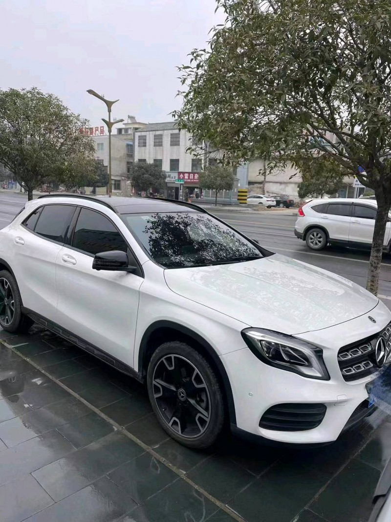 宜昌19年奔驰GLA2