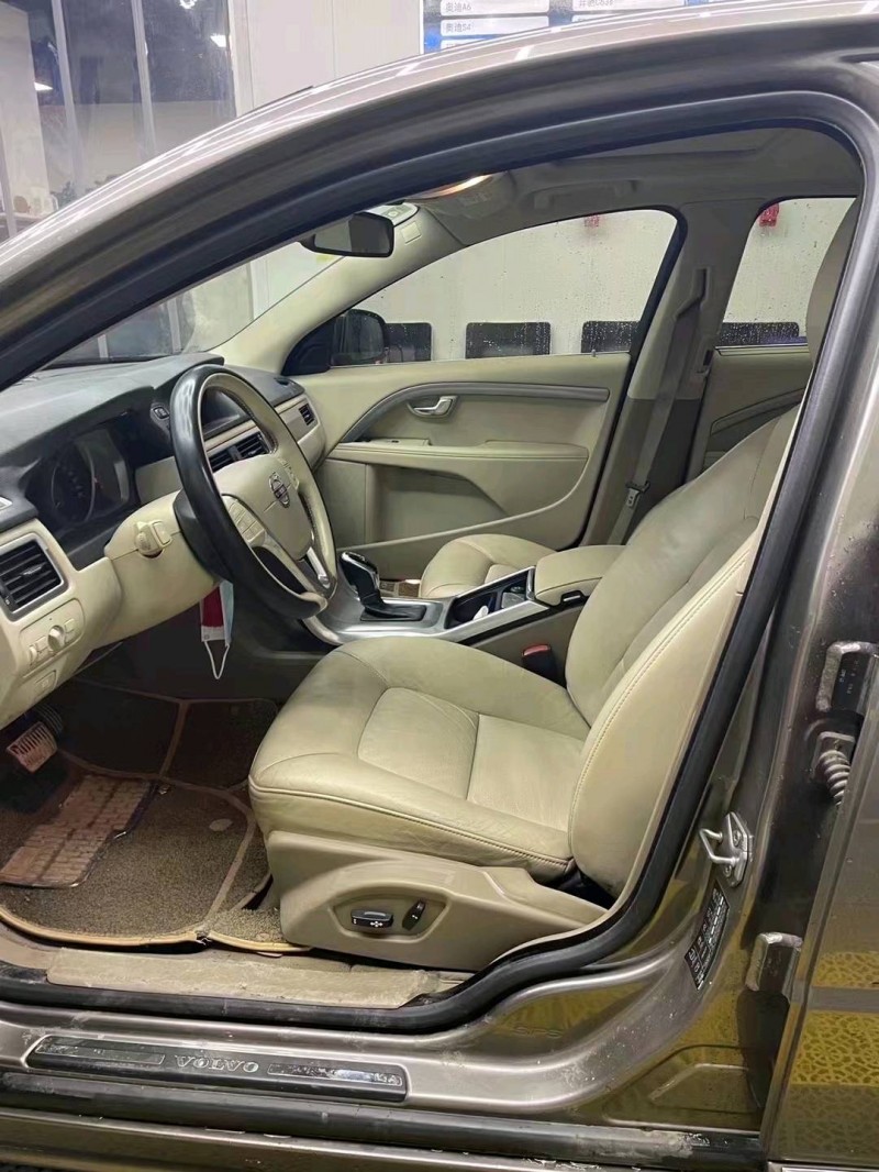 邯郸14年沃尔沃S80L3