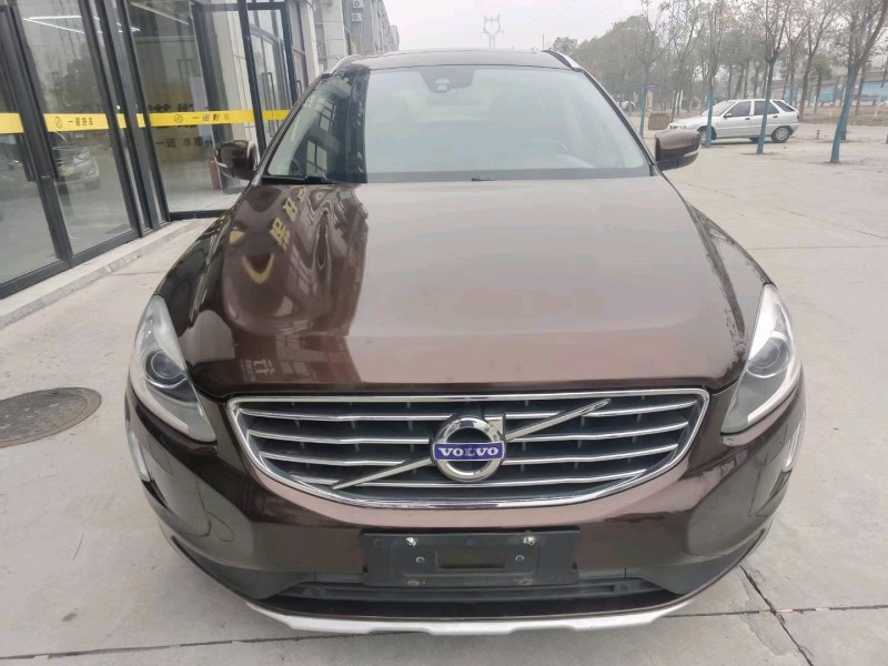 武汉16年沃尔沃XC601