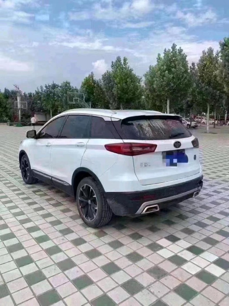 北京19年一汽森雅R94