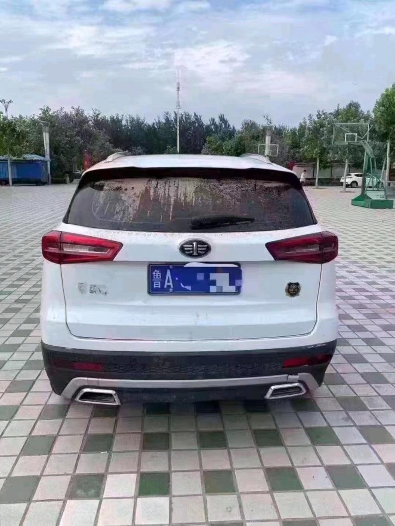 北京19年一汽森雅R95