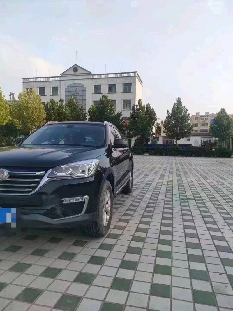 北京18年汉腾汽车X73