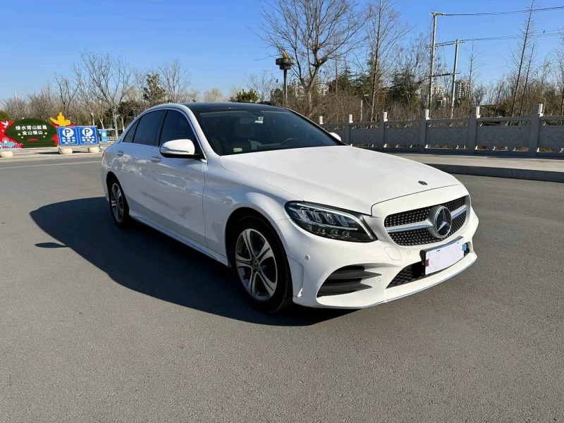 徐州19年奔驰C2