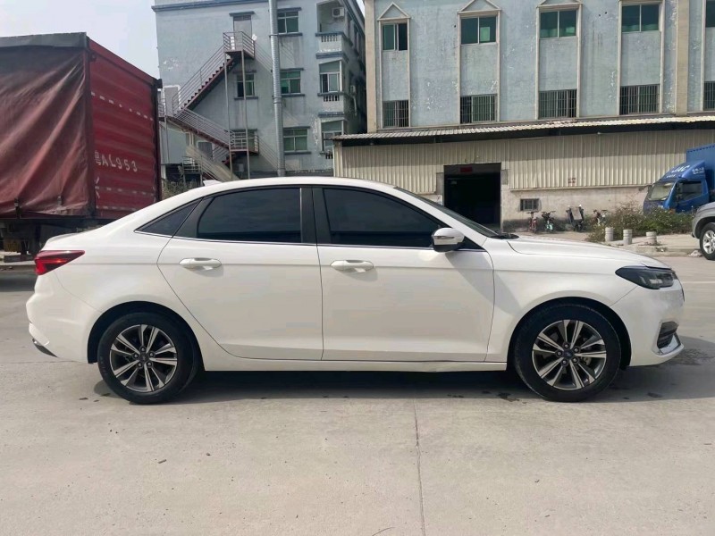 东莞21年福特福睿斯7