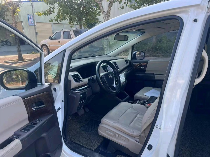 珠海16年本田奥德赛6