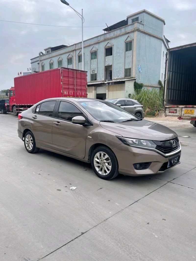 东莞17年本田哥瑞3