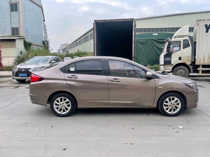 东莞17年本田哥瑞7