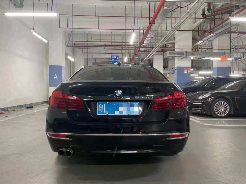 广州16年宝马5系8