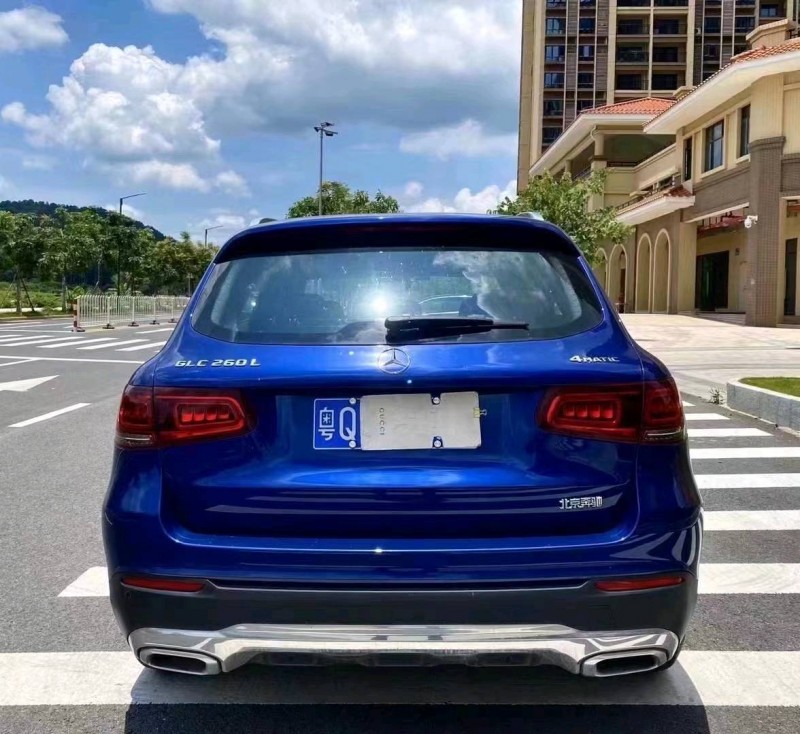 广州19年奔驰GLC9