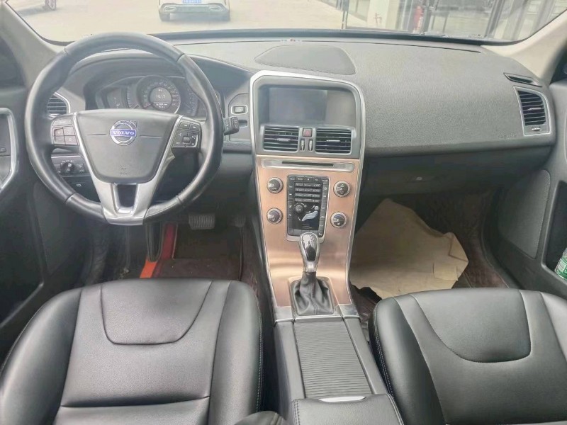 宜昌16年沃尔沃XC605