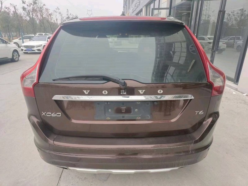 宜昌16年沃尔沃XC608