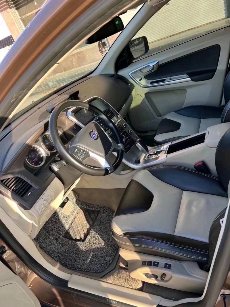 枣庄10年沃尔沃XC606