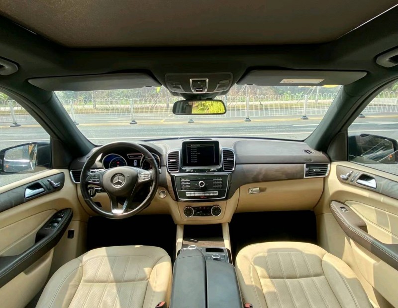 广州18年奔驰GLE3