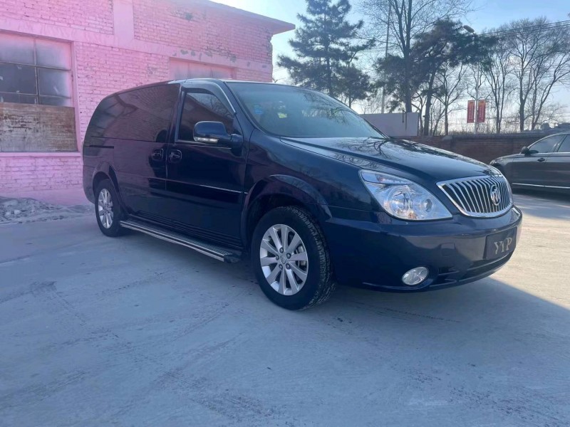 沈阳17年别克GL82