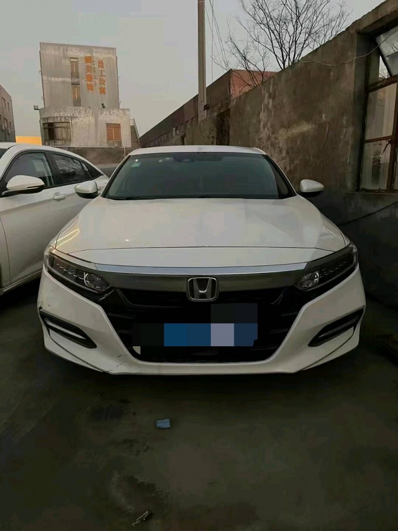 嘉兴19年本田雅阁1