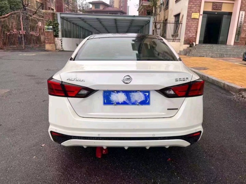 嘉兴20年日产天籁4