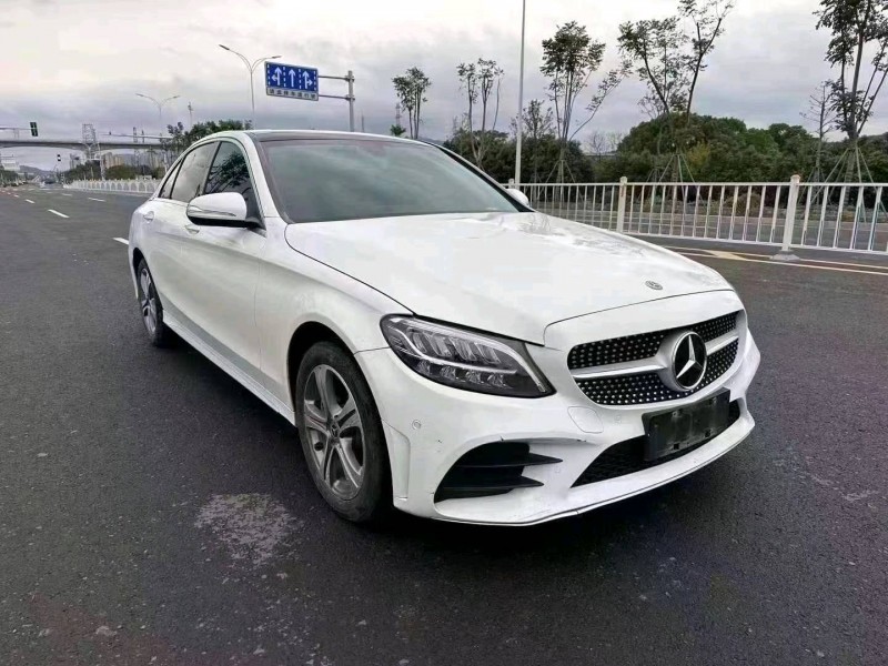 嘉兴19年奔驰C2