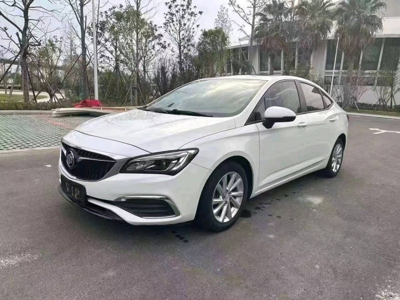 嘉兴18年别克威朗7