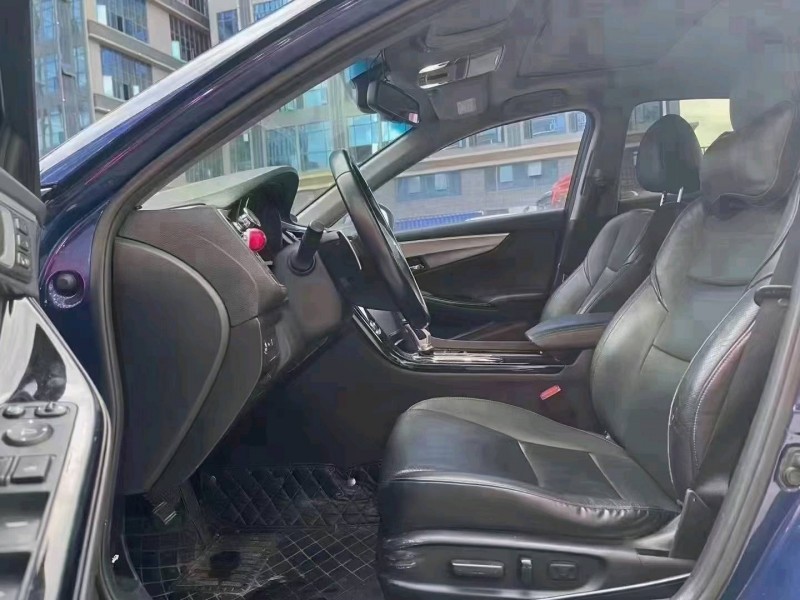 广州17年本田思铂睿7