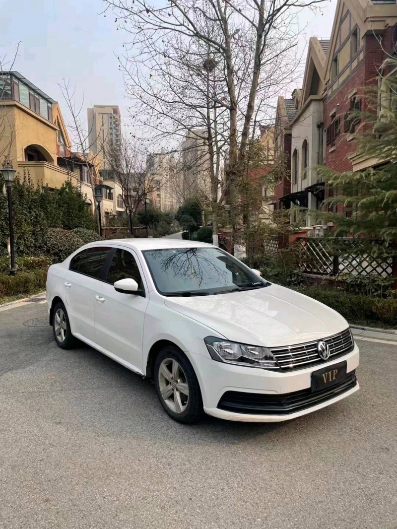 枣庄18年大众朗逸8