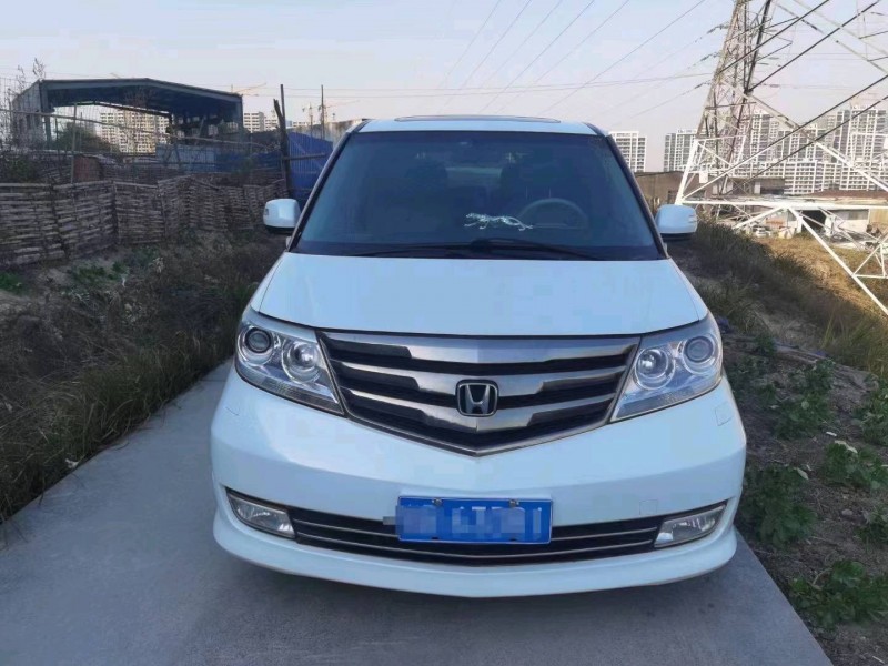 嘉兴14年本田艾力绅1