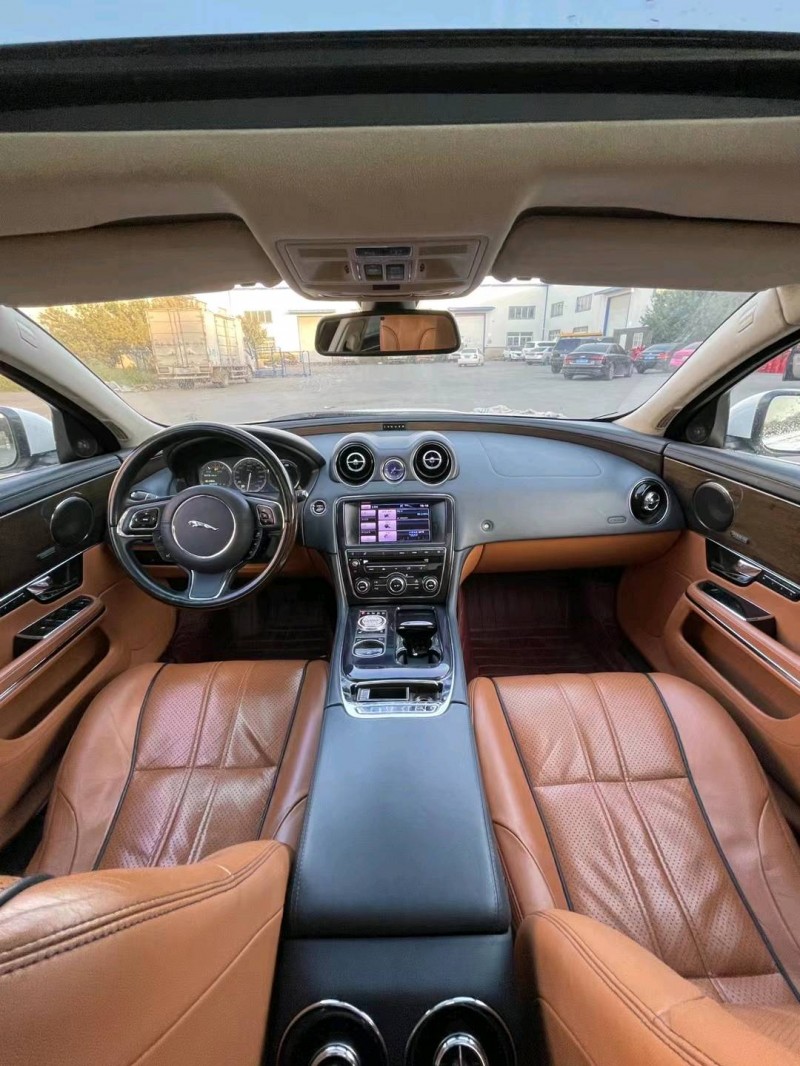 沈陽13年捷豹XJ8