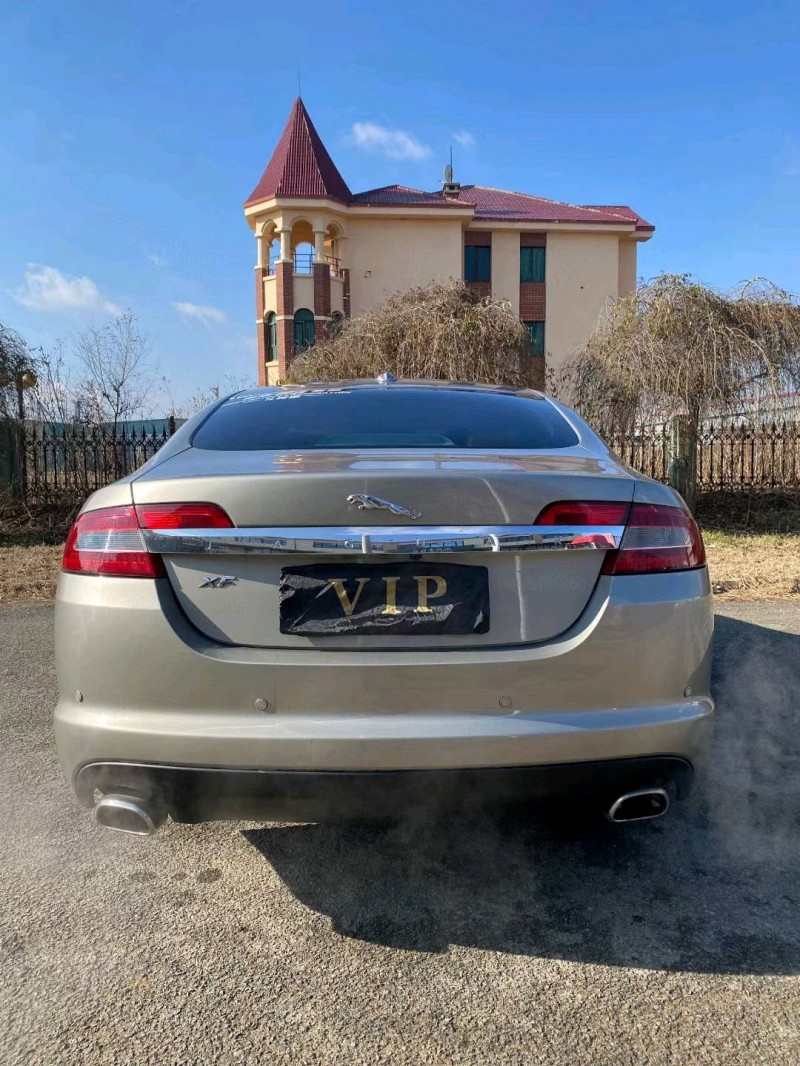 沈陽10年捷豹XF4