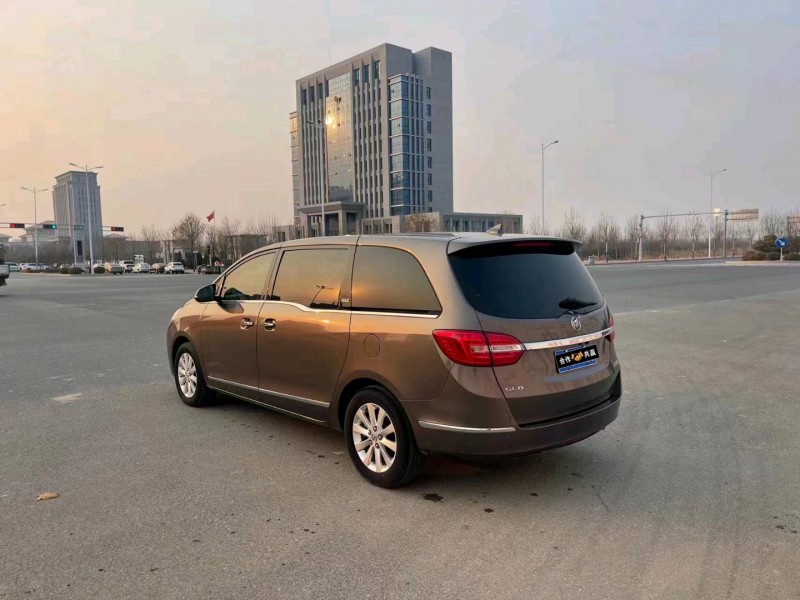 邢台16年别克GL85