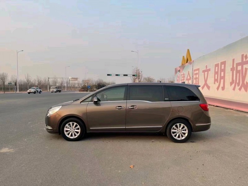 邢台16年别克GL83