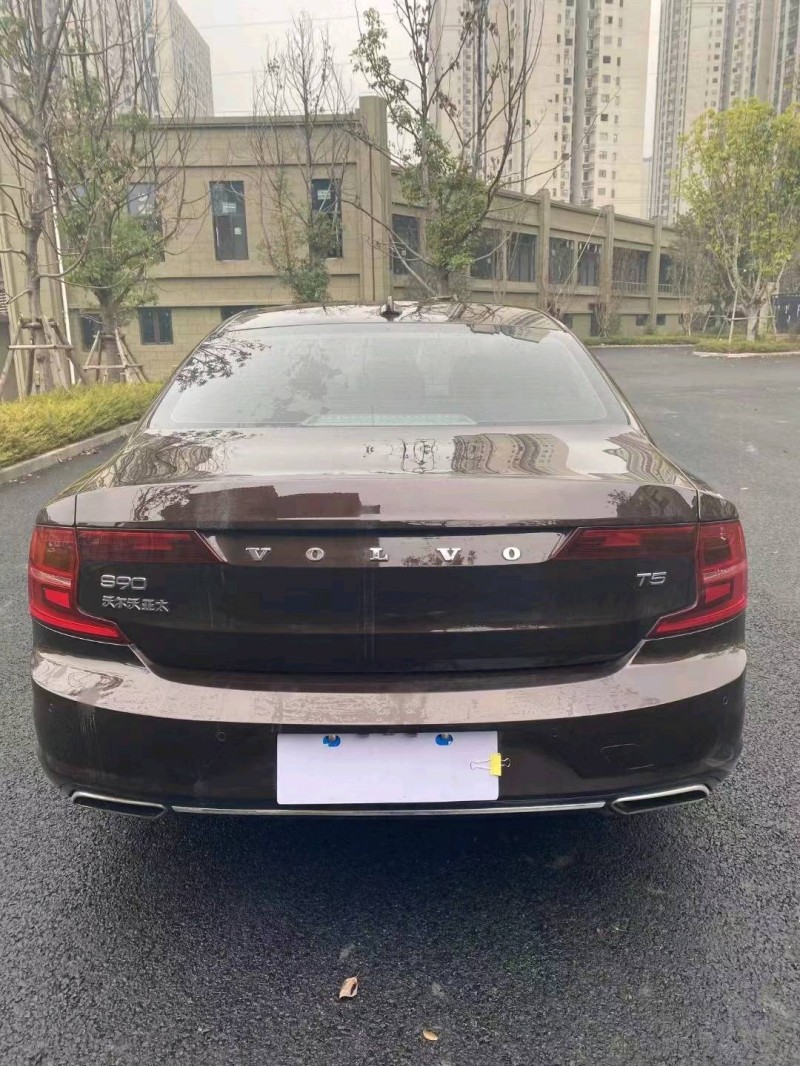 重庆19年沃尔沃S909