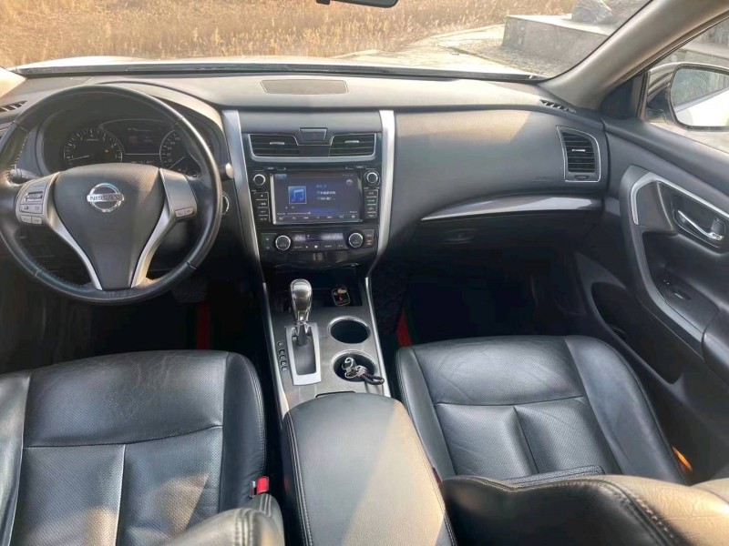 济南13年日产天籁4