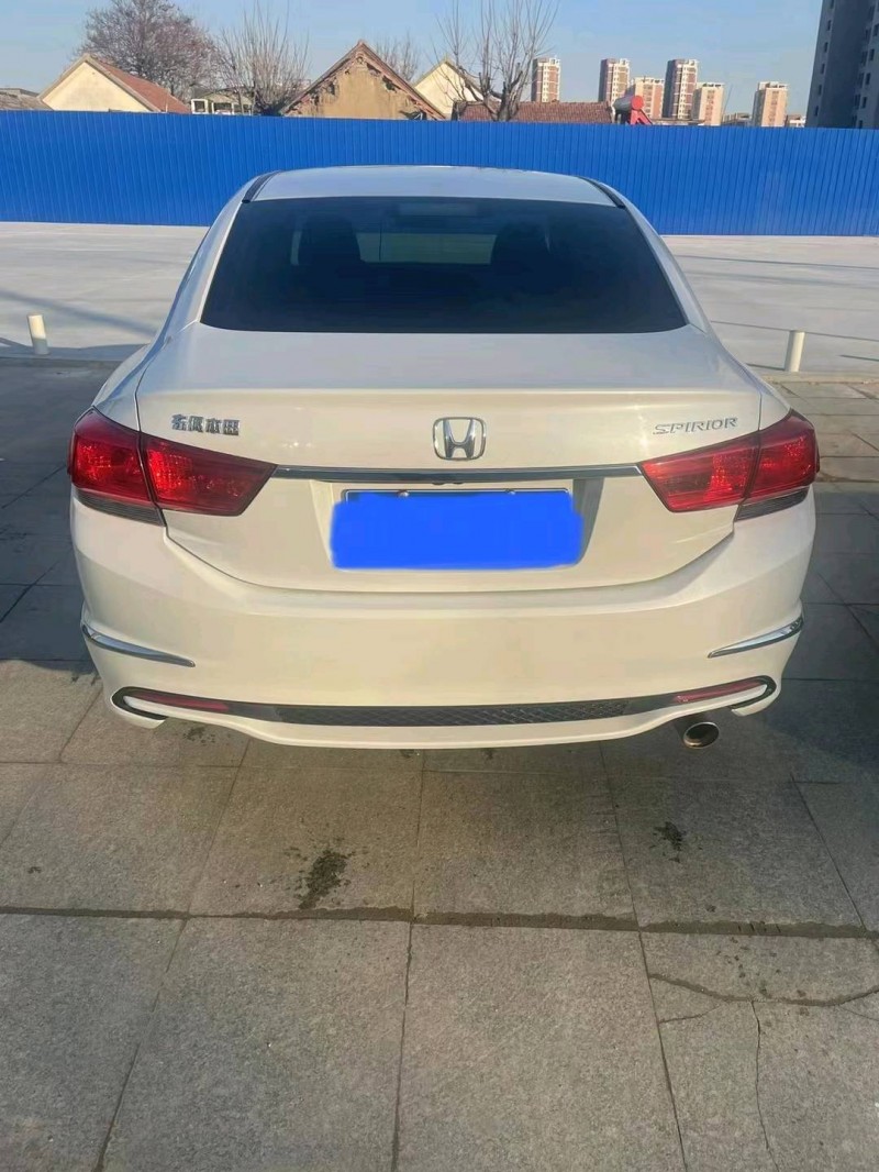 济南17年本田思铂睿1