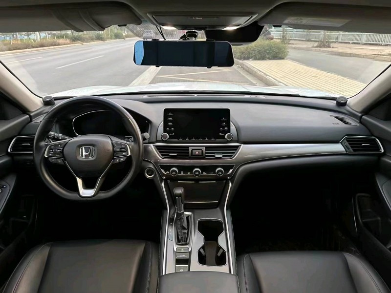 广州21年本田雅阁4