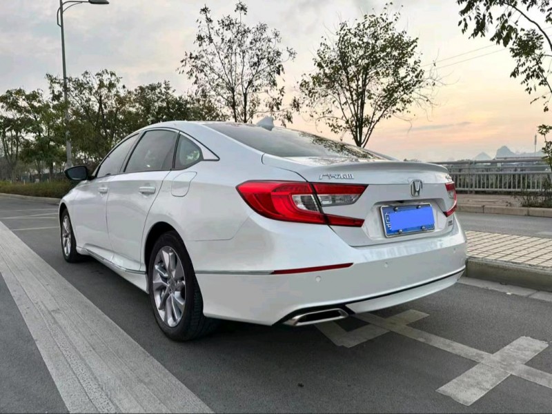 广州21年本田雅阁8