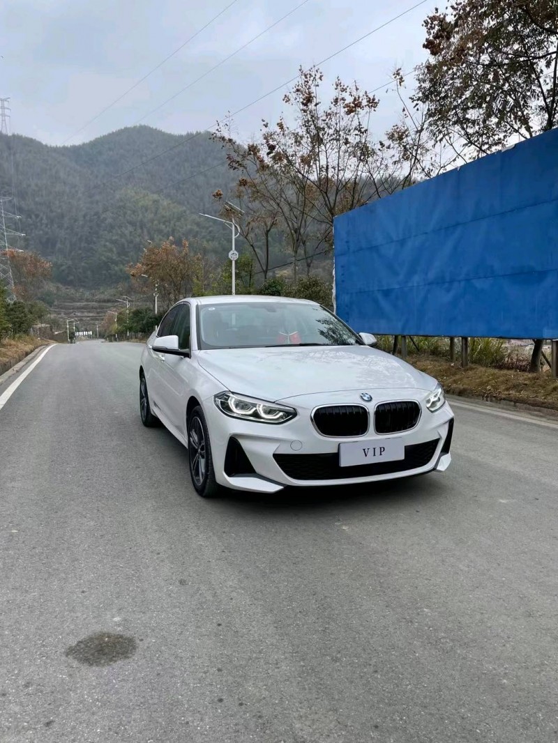 济南22年宝马1系3