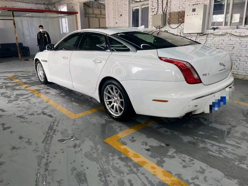 天津14年捷豹XJL4
