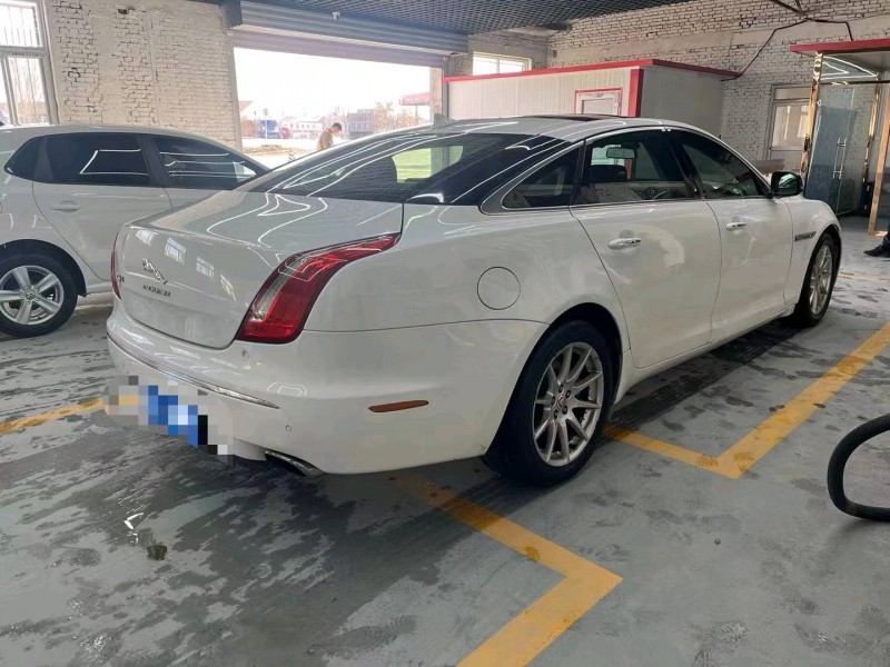 天津14年捷豹XJL7
