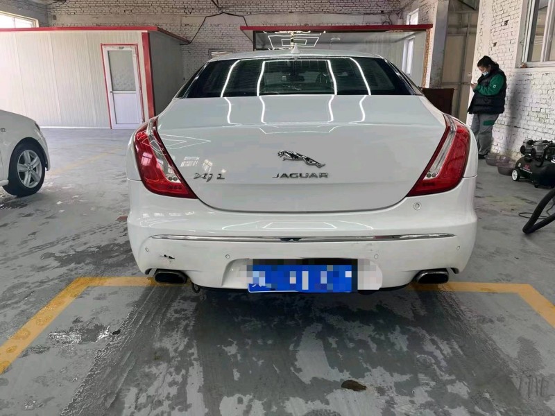 天津14年捷豹XJL9